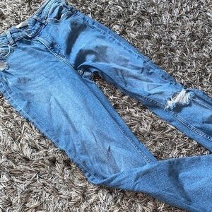 H&M destroyed high waisted denim jeans size 10 EUC.